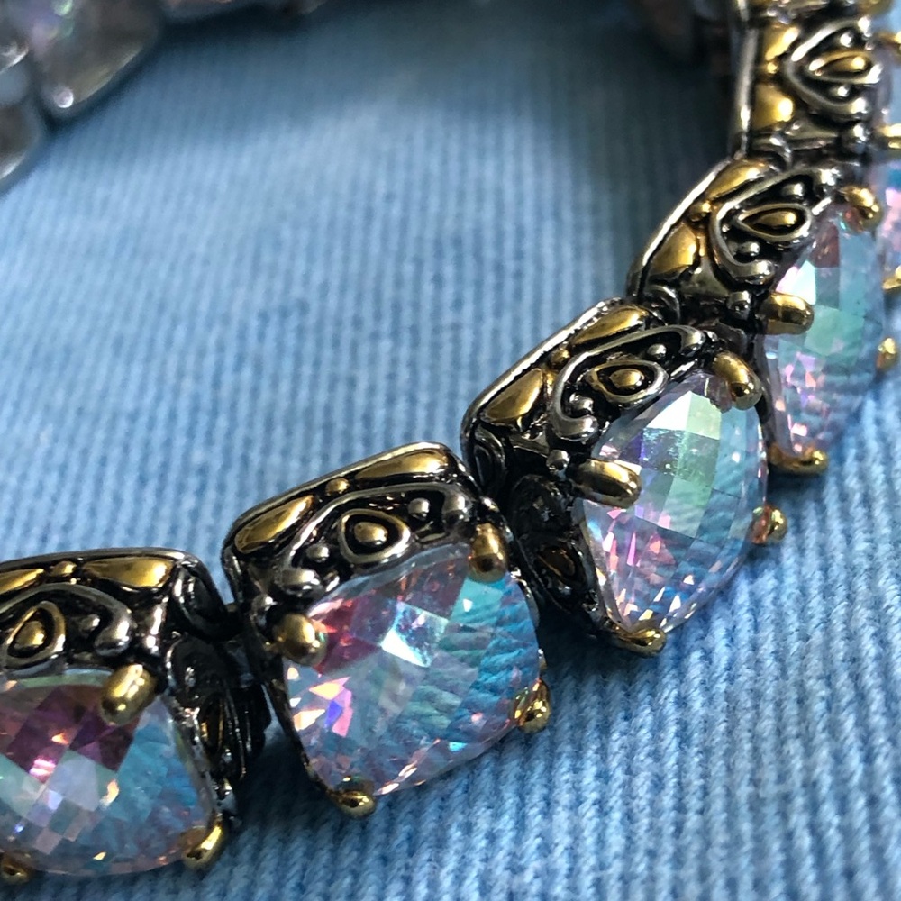 Park Lane Signature Bracelet - Aurora Borealis - Picture 6 of 13
